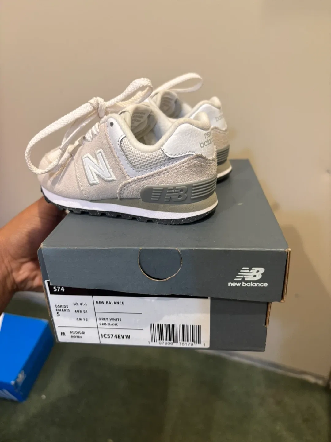 New Balance 574 Kids Sneakers - Size US Kids 5