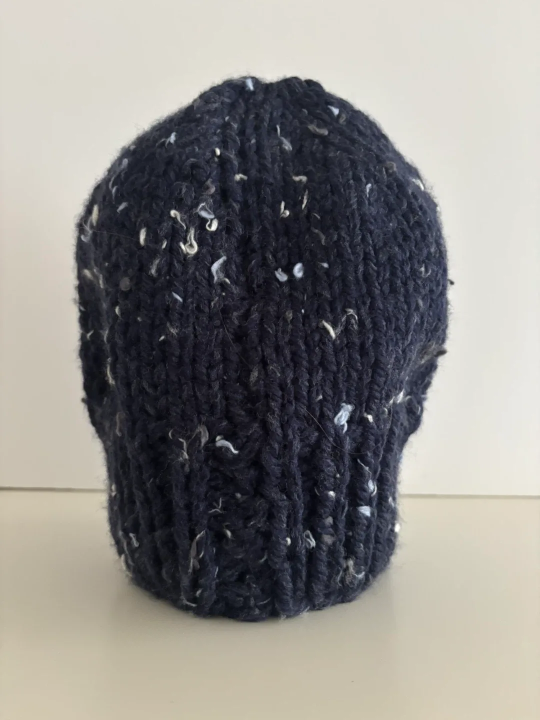 Handmade Knitted Beanies image indicator(3)