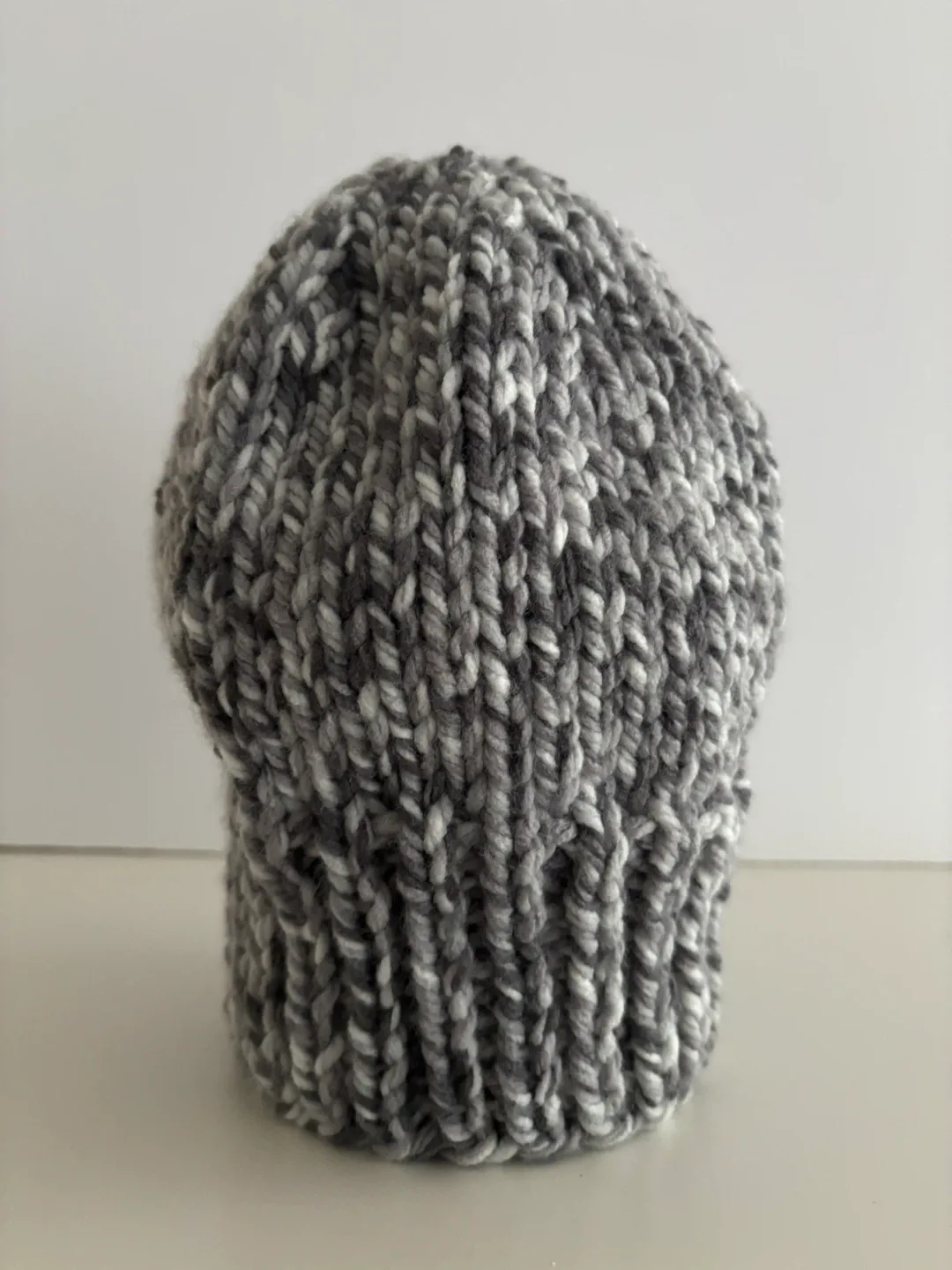 Handmade Knitted Beanies image indicator(2)