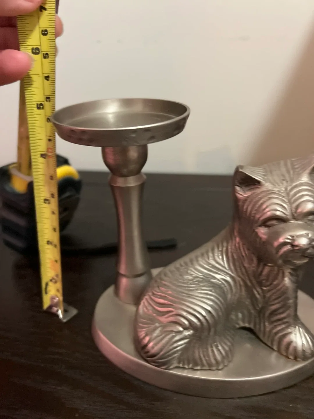 Pewter Dog Candle Holder image indicator(2)