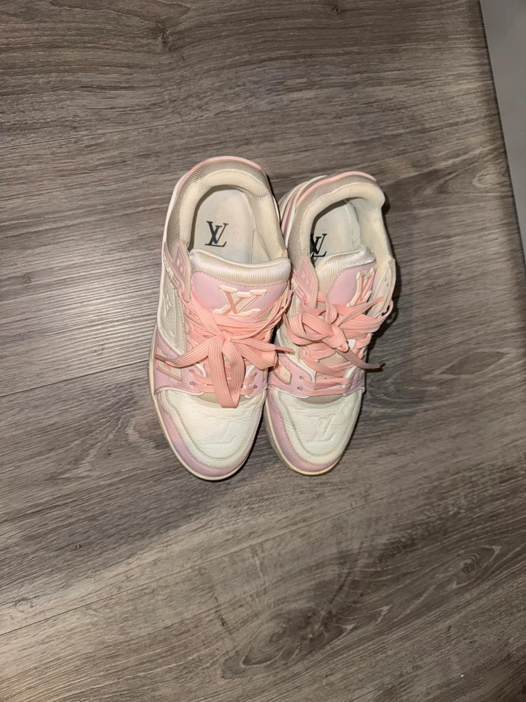 Louis Vuitton Pink Sneakers Size 38 - photo 3