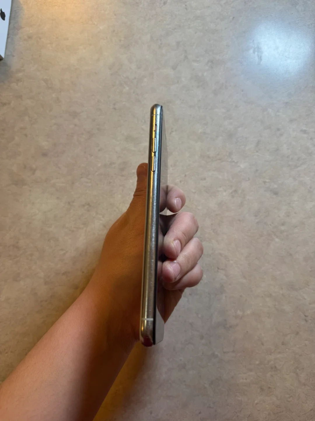 iPhone 11 Pro Max -  Excellent condition image indicator(4)