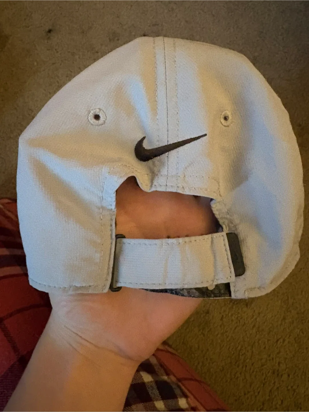 Nike Adjustable Hat - Light grey