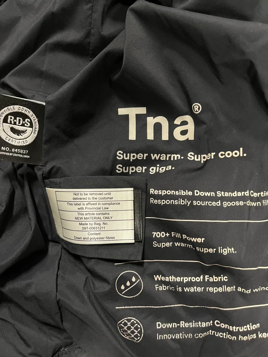 Tna The Giga Puff Black XS #Cleanout 🥕🌱 image indicator(7)