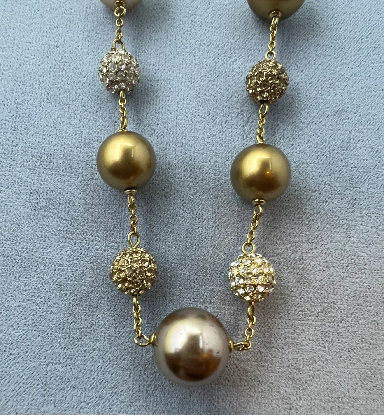 Vintage Rhinestone Necklace image indicator(6)