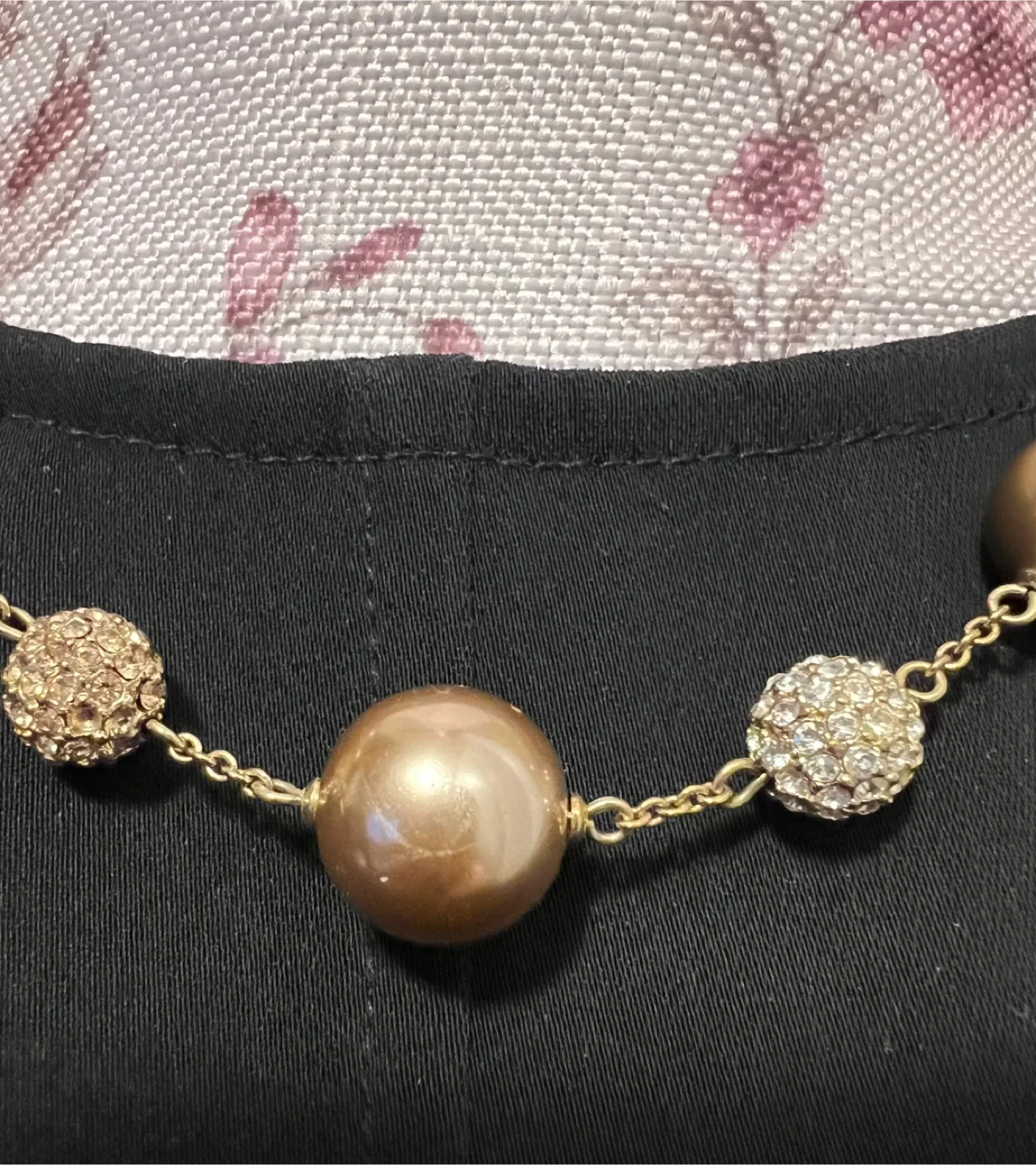 Vintage Rhinestone Necklace image indicator(2)