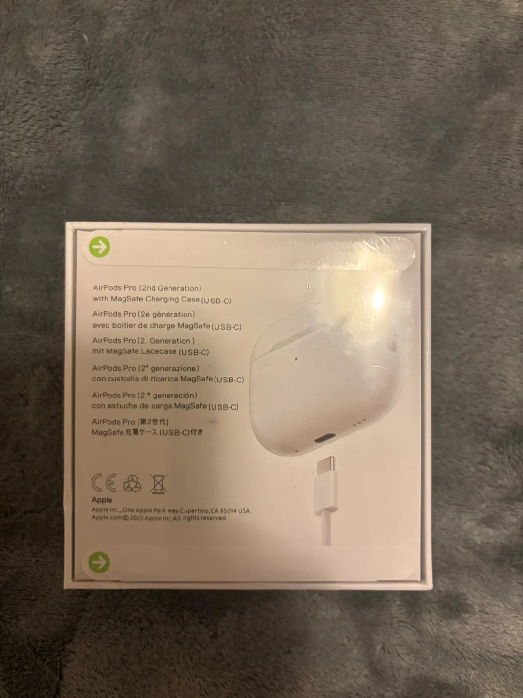 New Apple AirPods Pro (2nd Generation) image indicator(2)