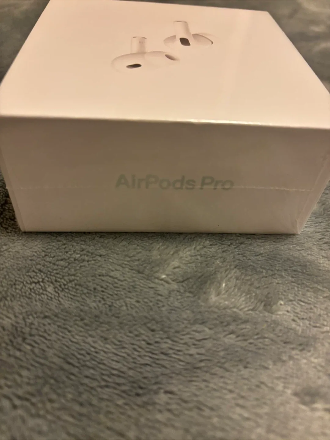 New Apple AirPods Pro (2nd Generation) image indicator(3)