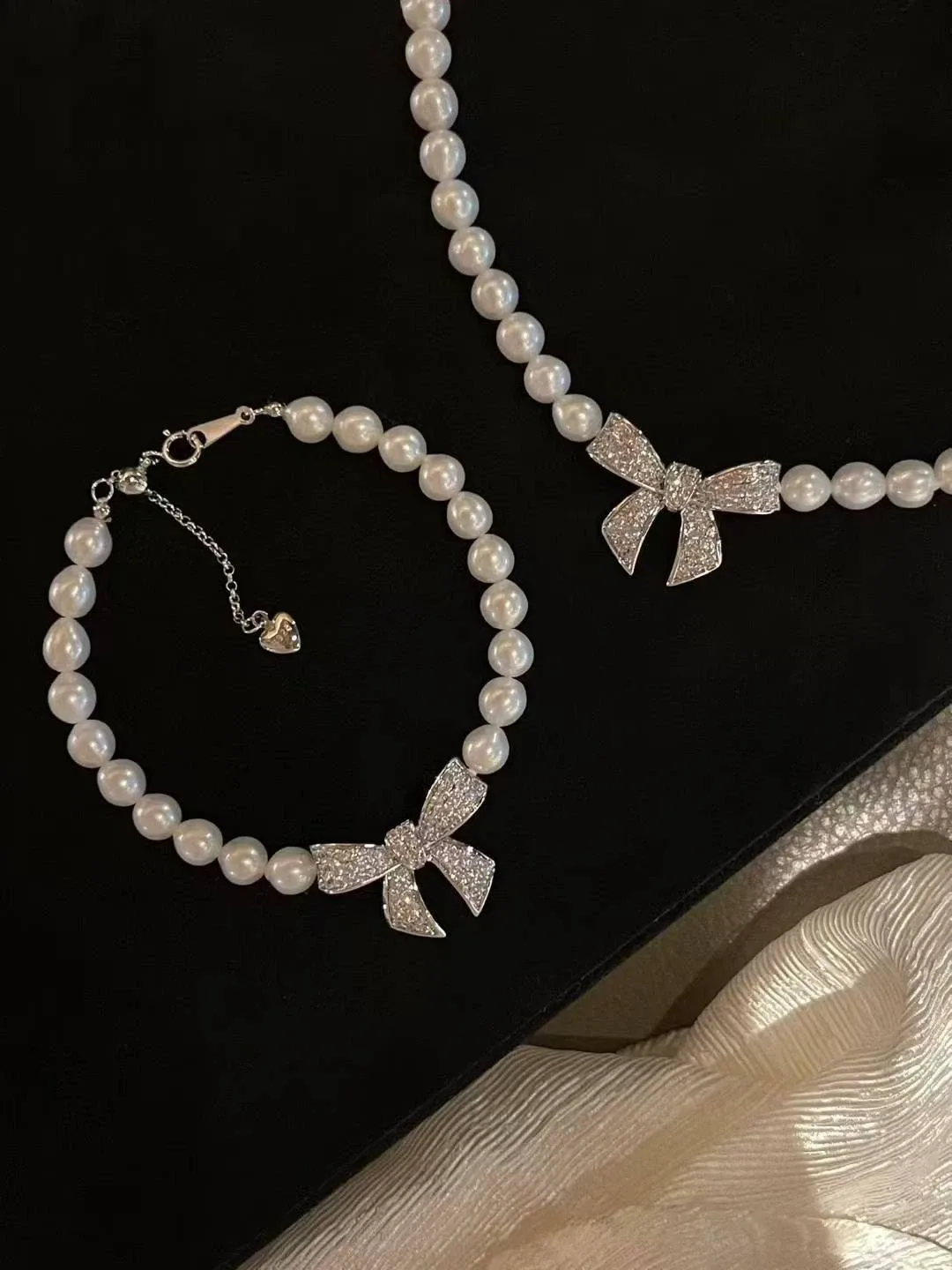 Pearl Necklace & Bracelet Set with Bow
