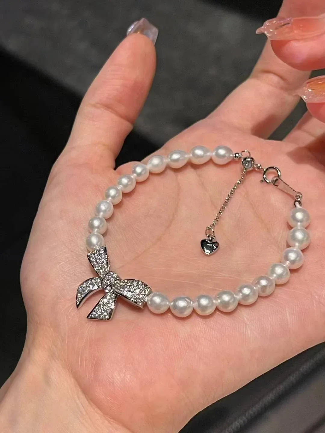 Pearl Necklace & Bracelet Set with Bow image indicator(2)