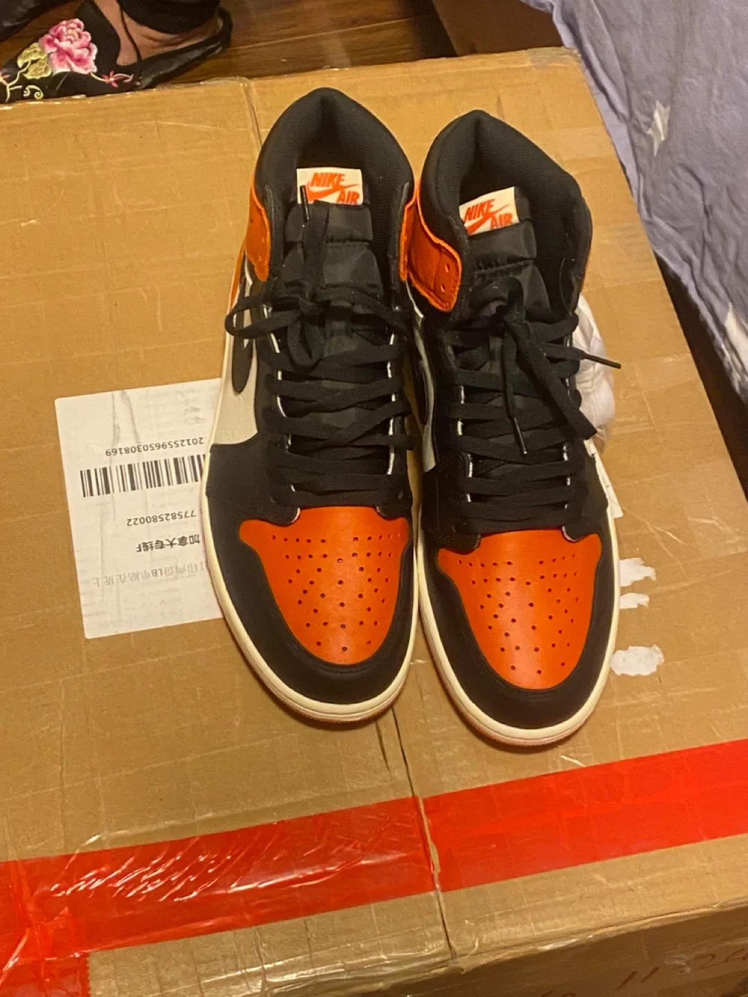 Air Jordan 1 High SBB image indicator(2)