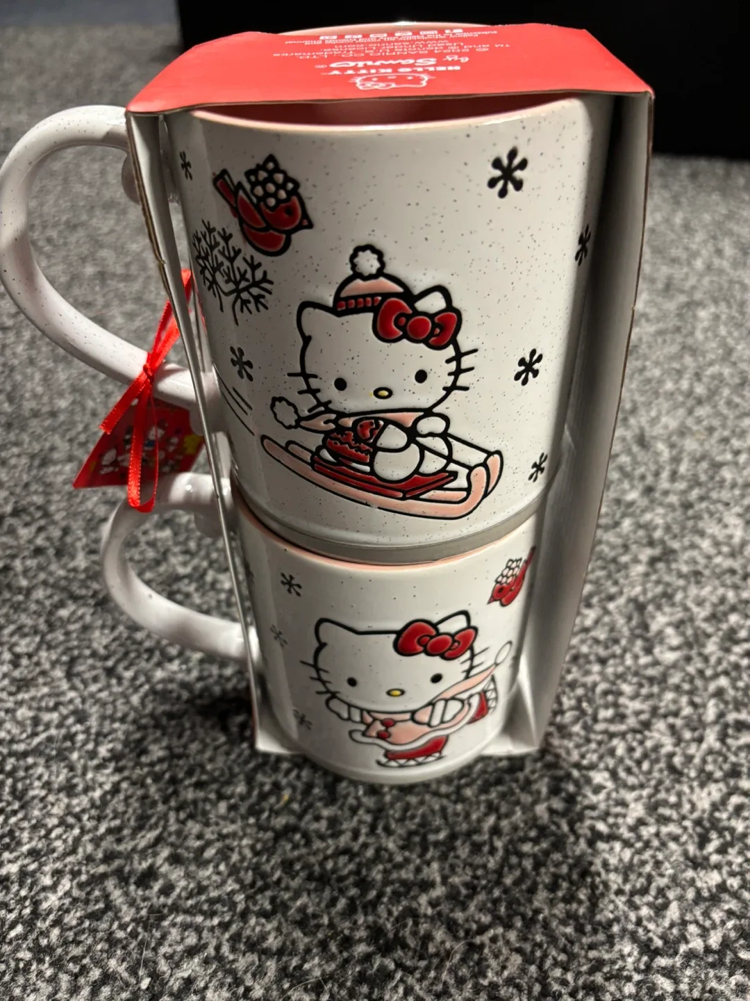 Hello Kitty Winter Mug Set - New in Box!