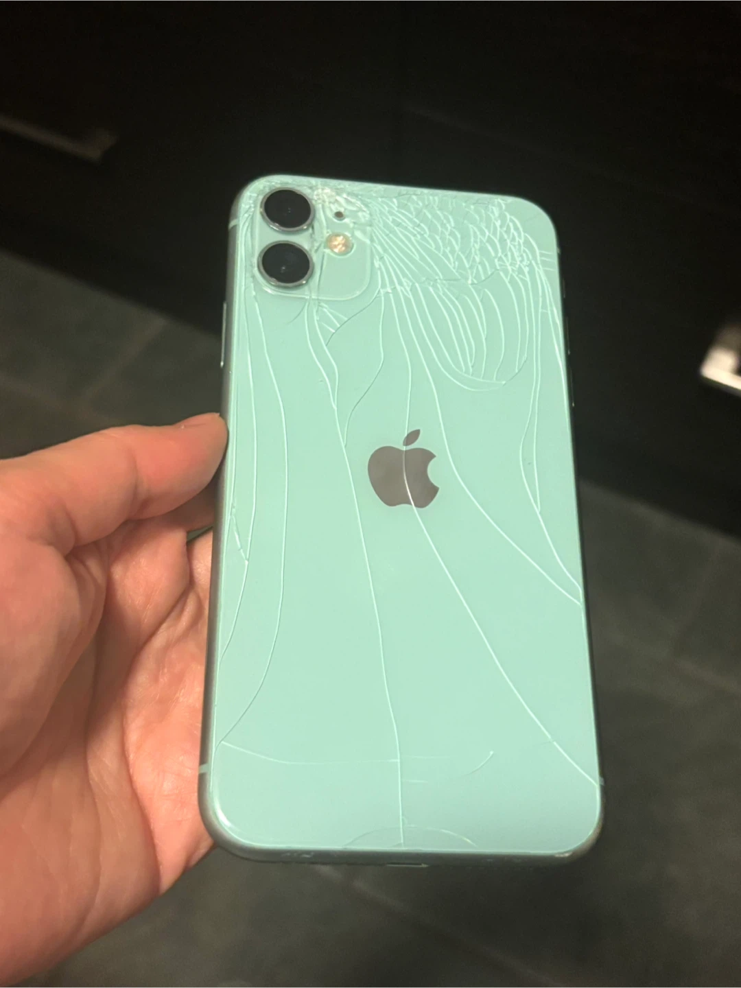 Apple iPhone 11 - 64GB Fully Unlocked - photo 4