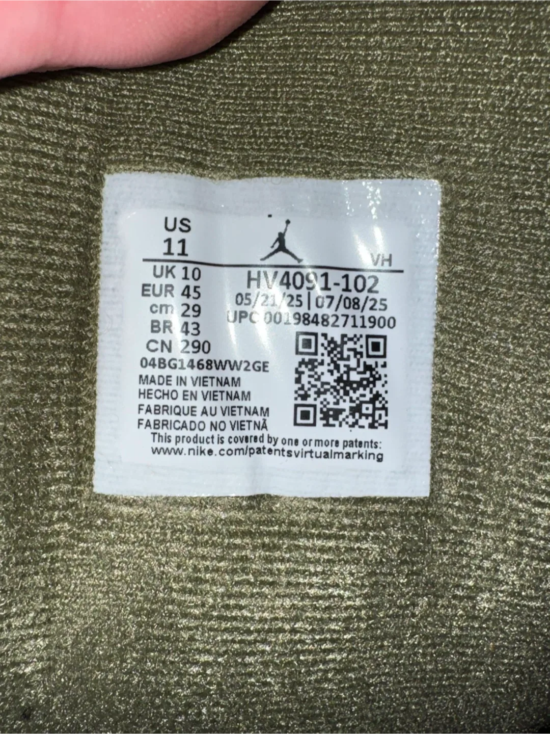 Air Jordan 1 Mid SE Men's Shoes - Size 11 image indicator(3)