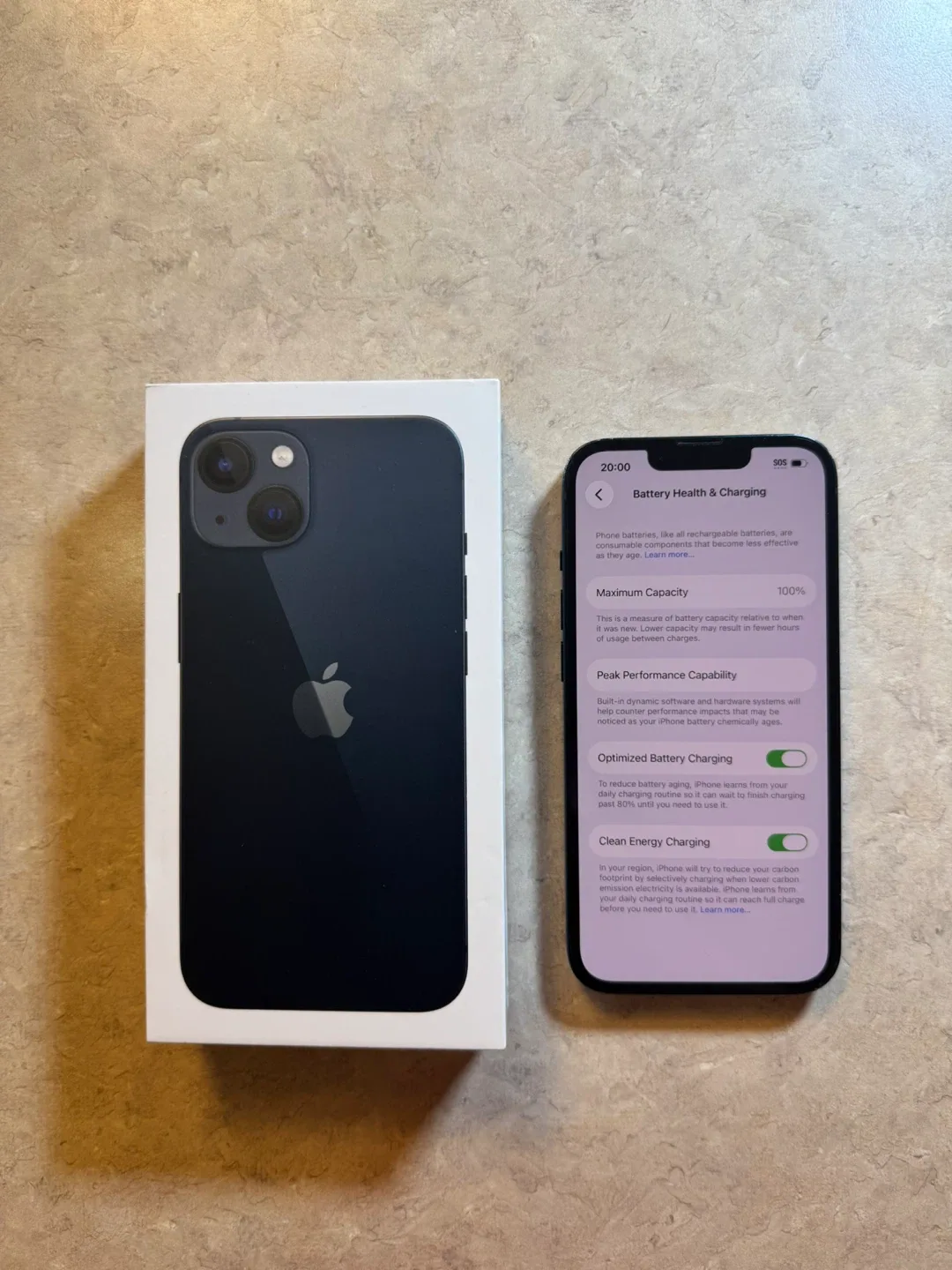 Apple iPhone 13 - 256GB image indicator(6)