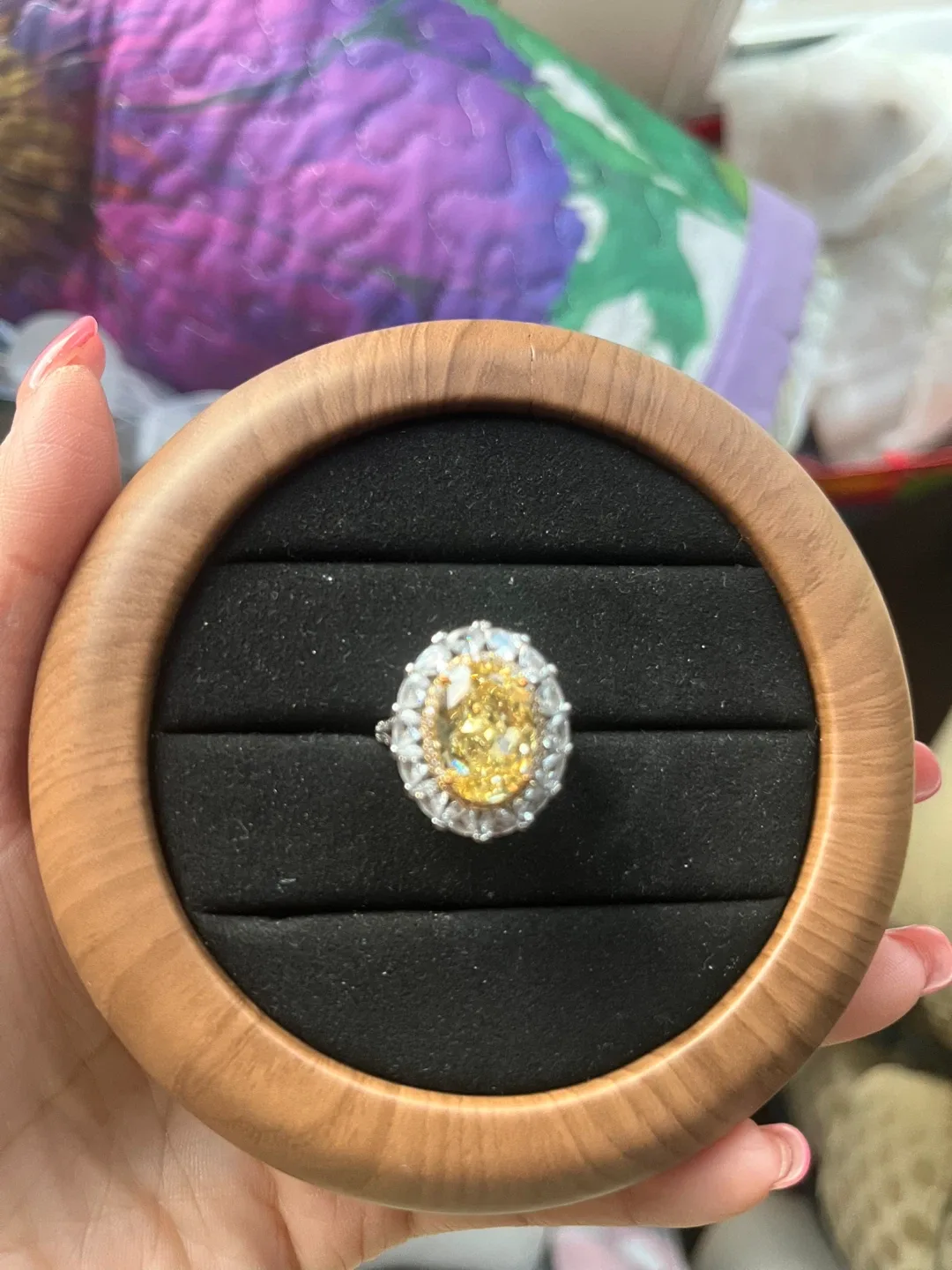 Yellow Stone Ring image indicator(2)