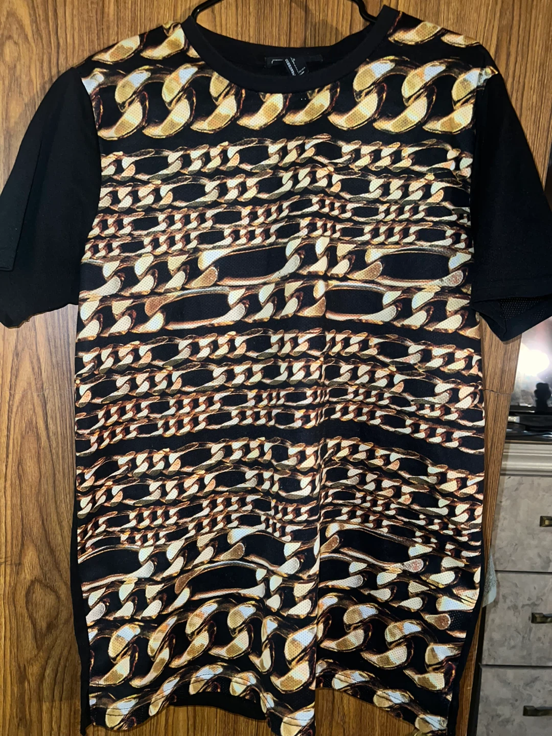 SIZE L Mesh Forever21 Men’s Tee