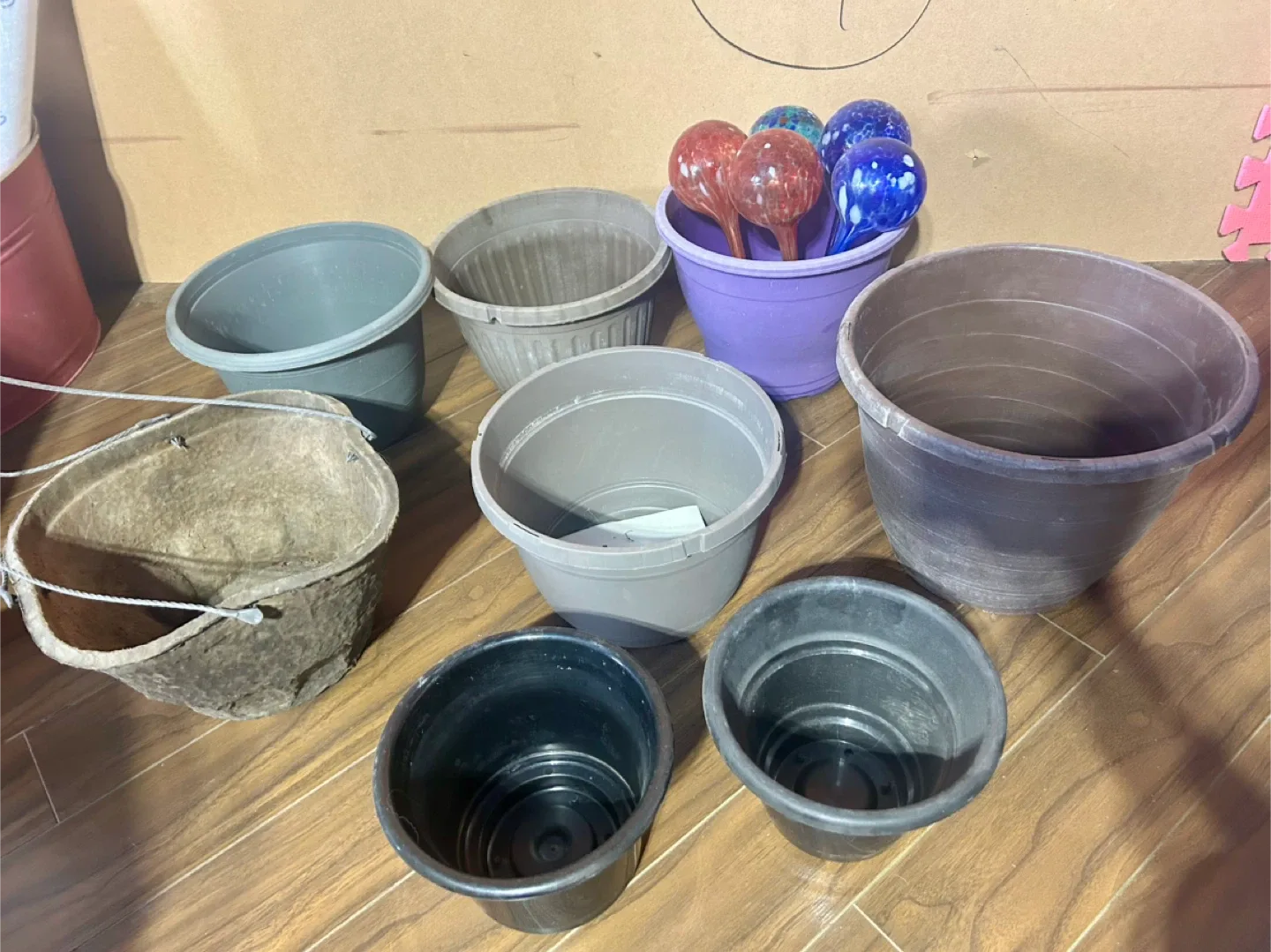 Assorted Plant Pots & Garden Supplies image indicator(2)