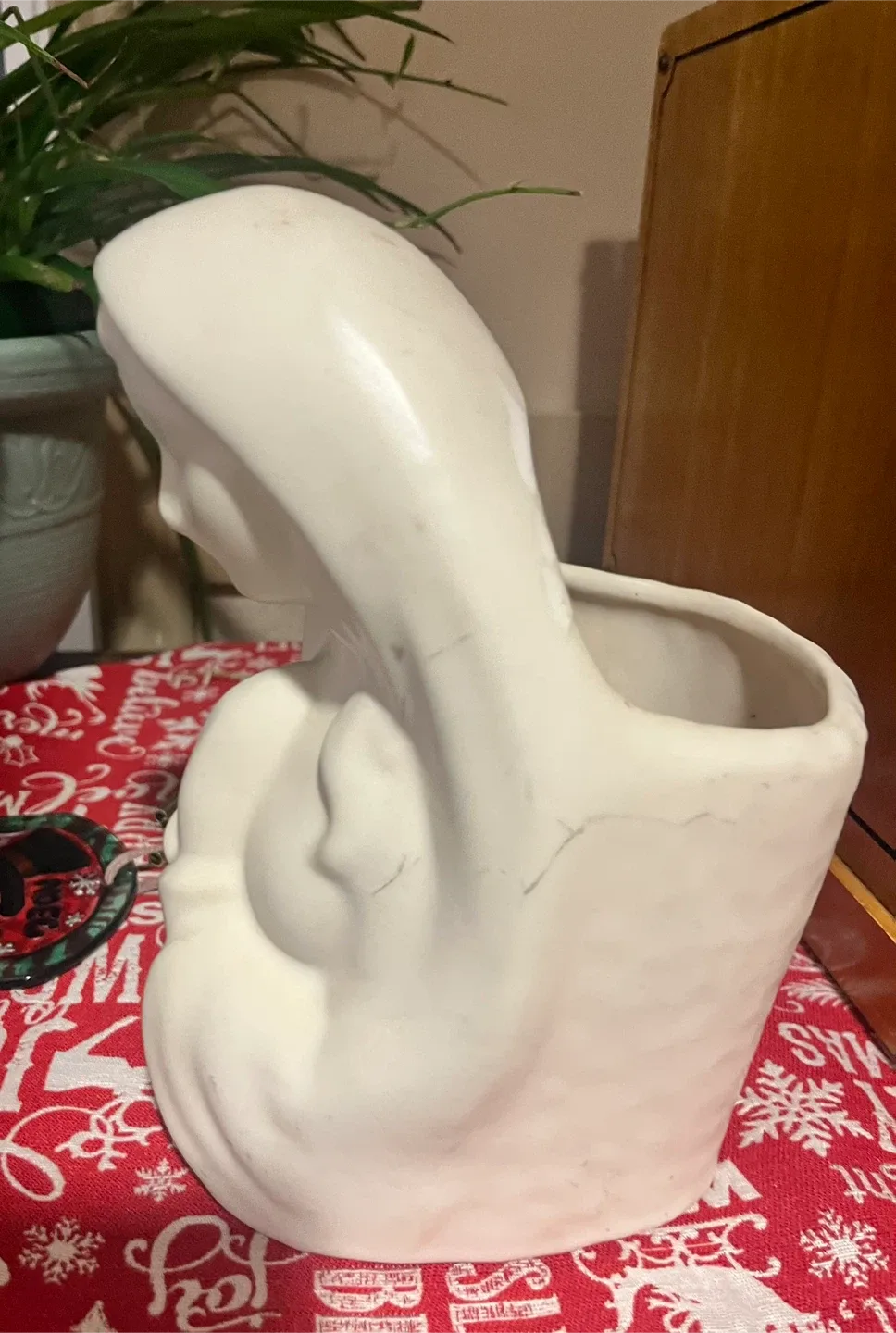 #Cleanout- Vintage Ceramic Virgin Mary Planter image indicator(2)