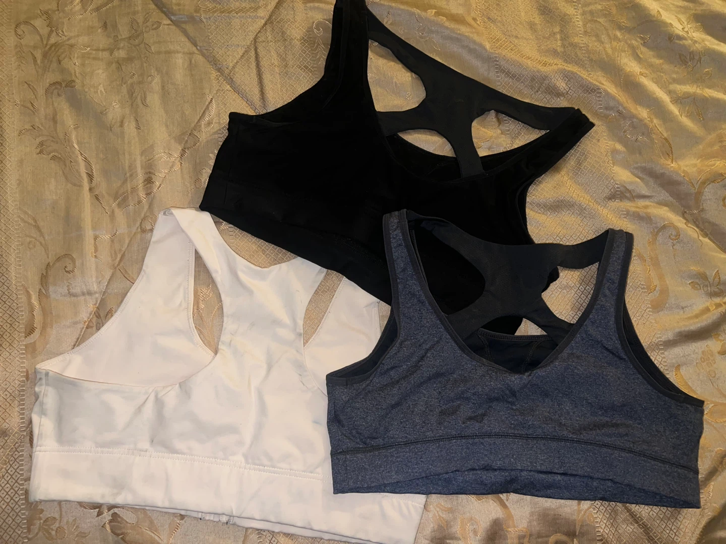 SIZE L/XL Bra Bundle (3) - photo 2