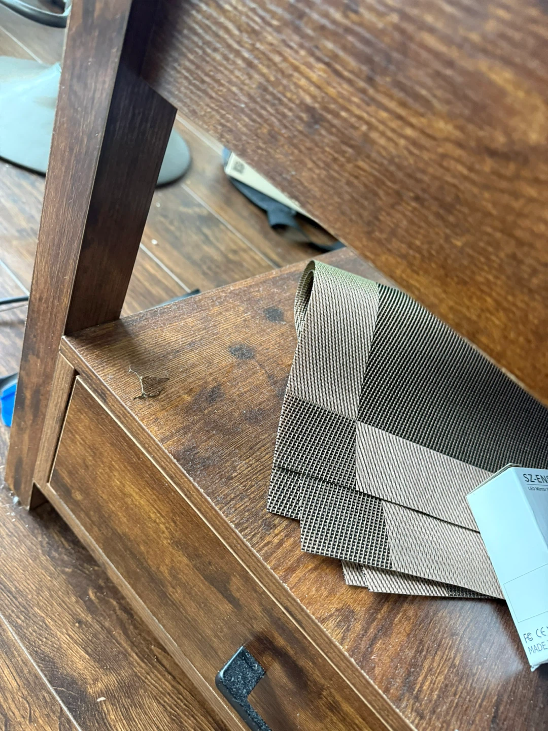 Lift Top Coffee Table with Hidden Compartment - photo 3