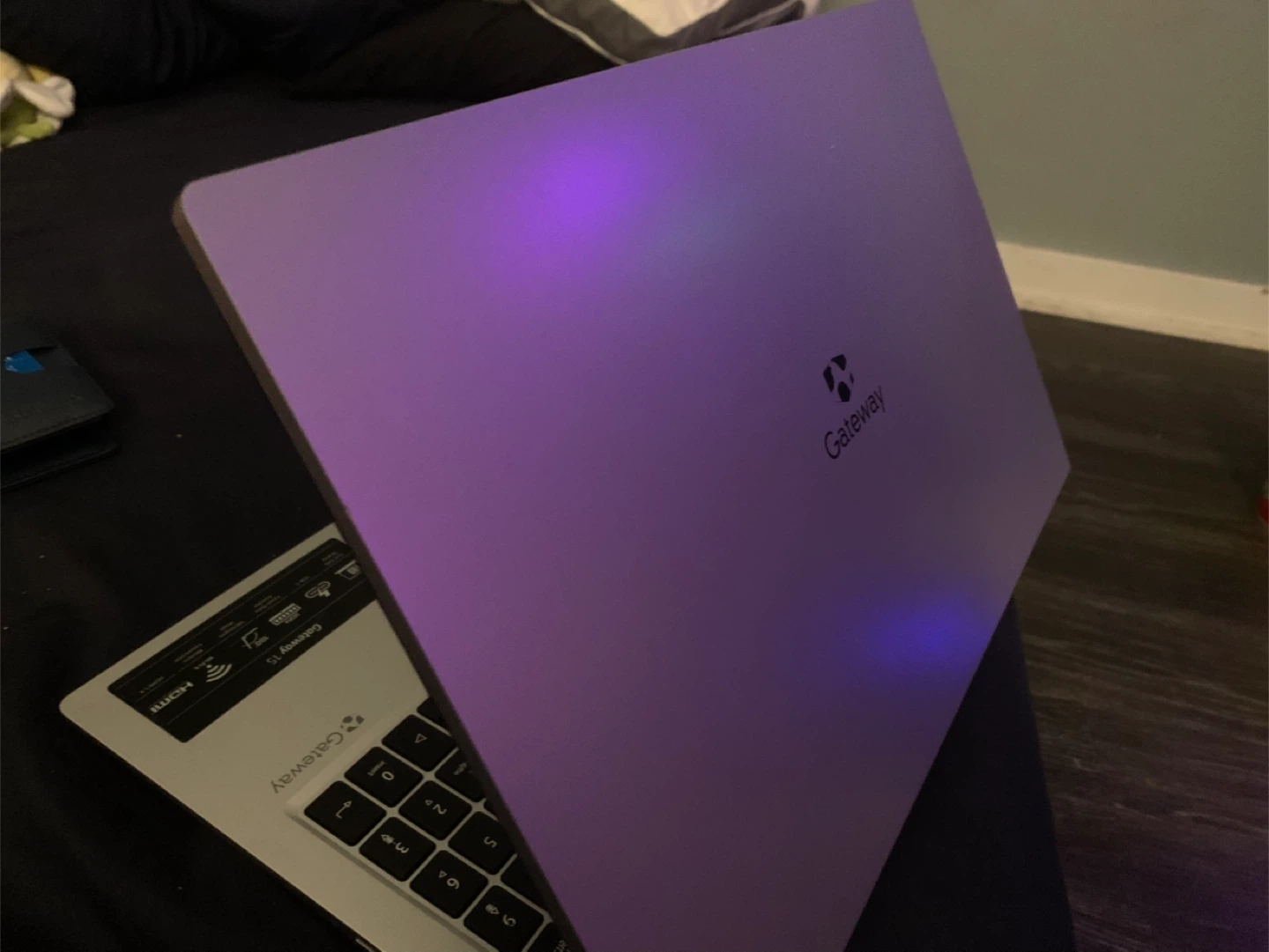 Gateway 15.6" Laptop - Silver - photo 4
