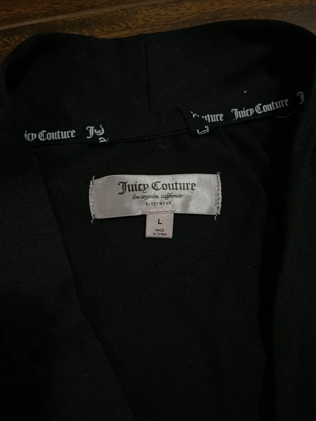 Juicy Couture women’s large jersey wrap robe black, pink logo image indicator(2)