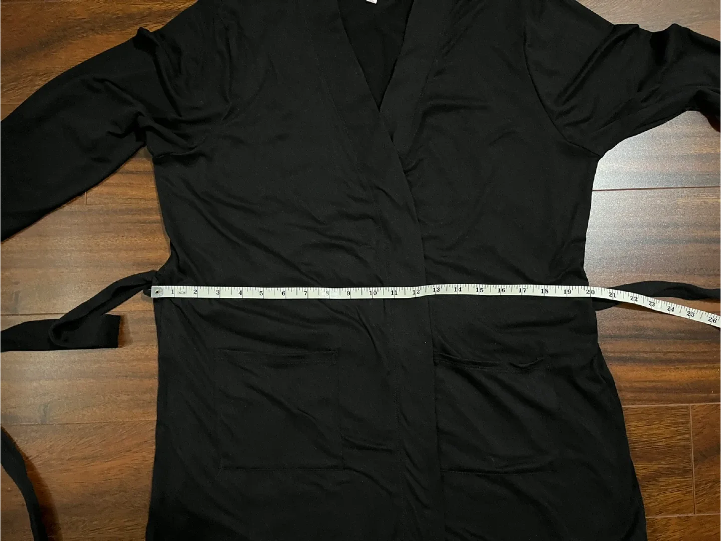 Juicy Couture women’s large jersey wrap robe black, pink logo image indicator(5)