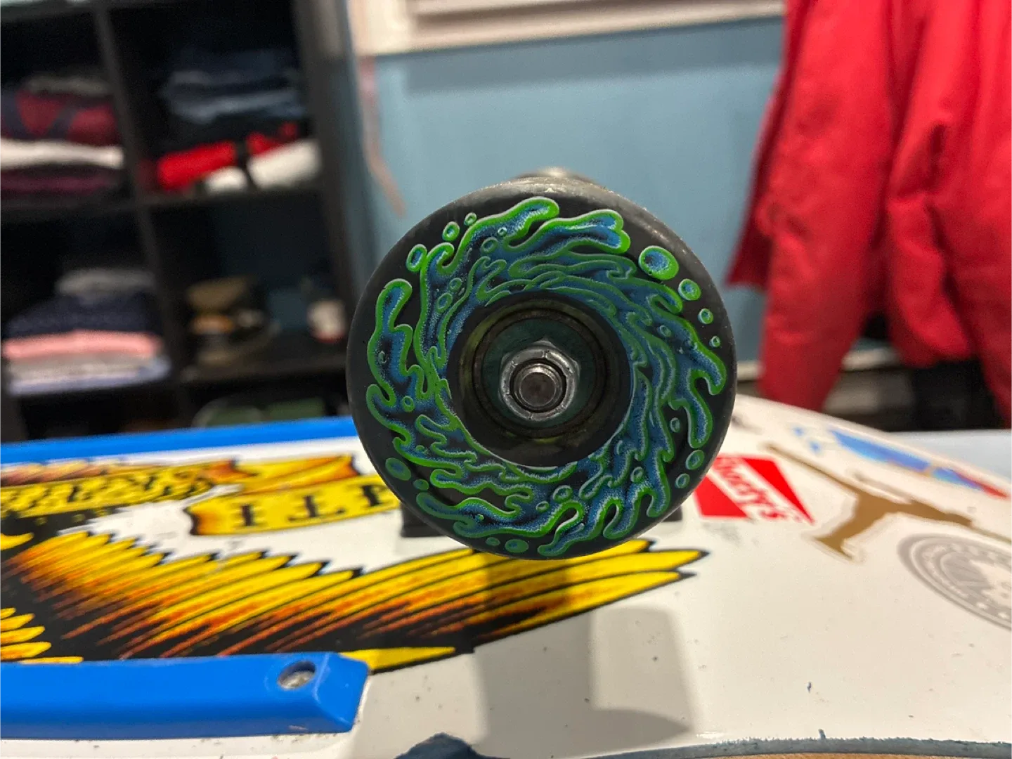 #Cleanout White antihero Skateboard w/ 159 mm independent Trucks image indicator(4)