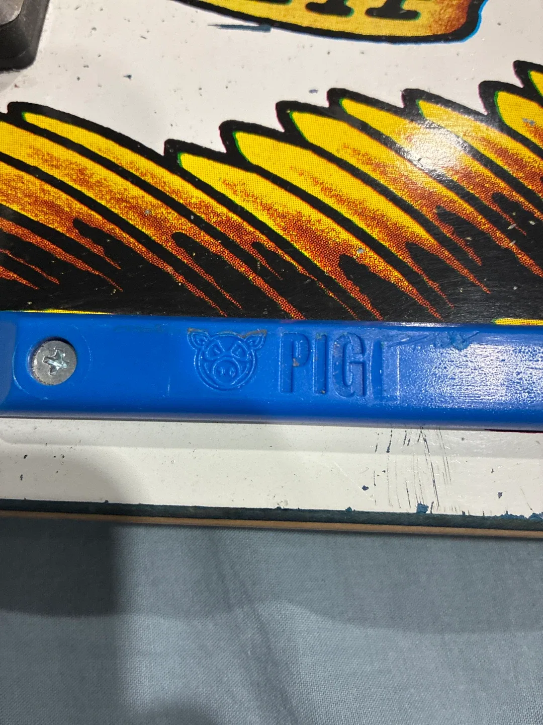 #Cleanout White antihero Skateboard w/ 159 mm independent Trucks image indicator(5)