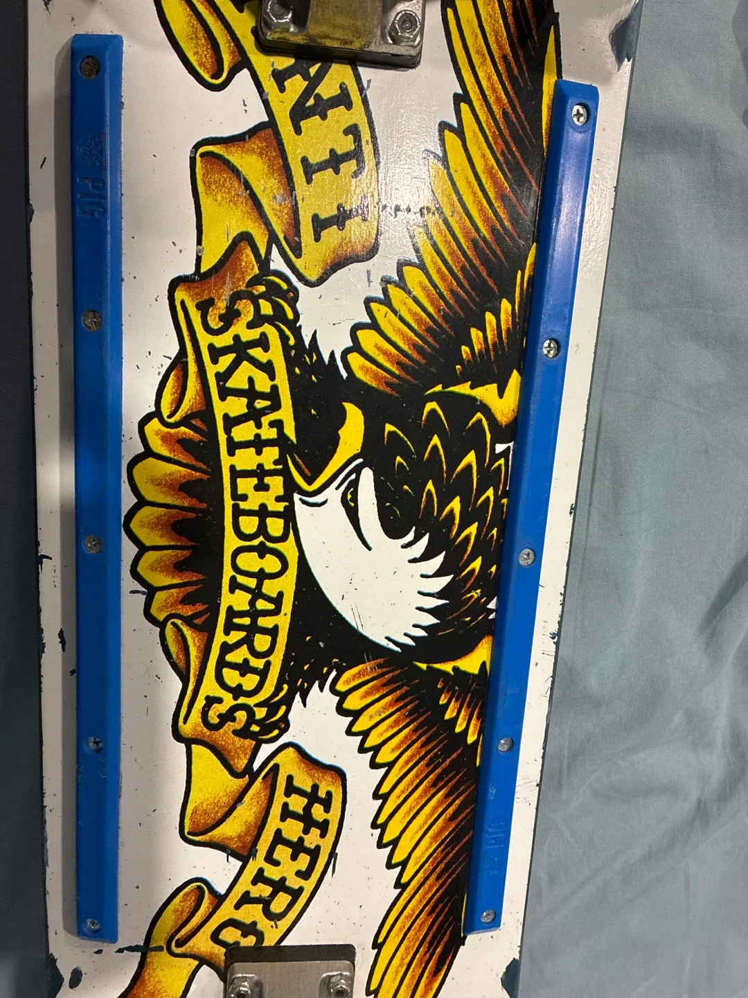 #Cleanout White antihero Skateboard w/ 159 mm independent Trucks image indicator(8)