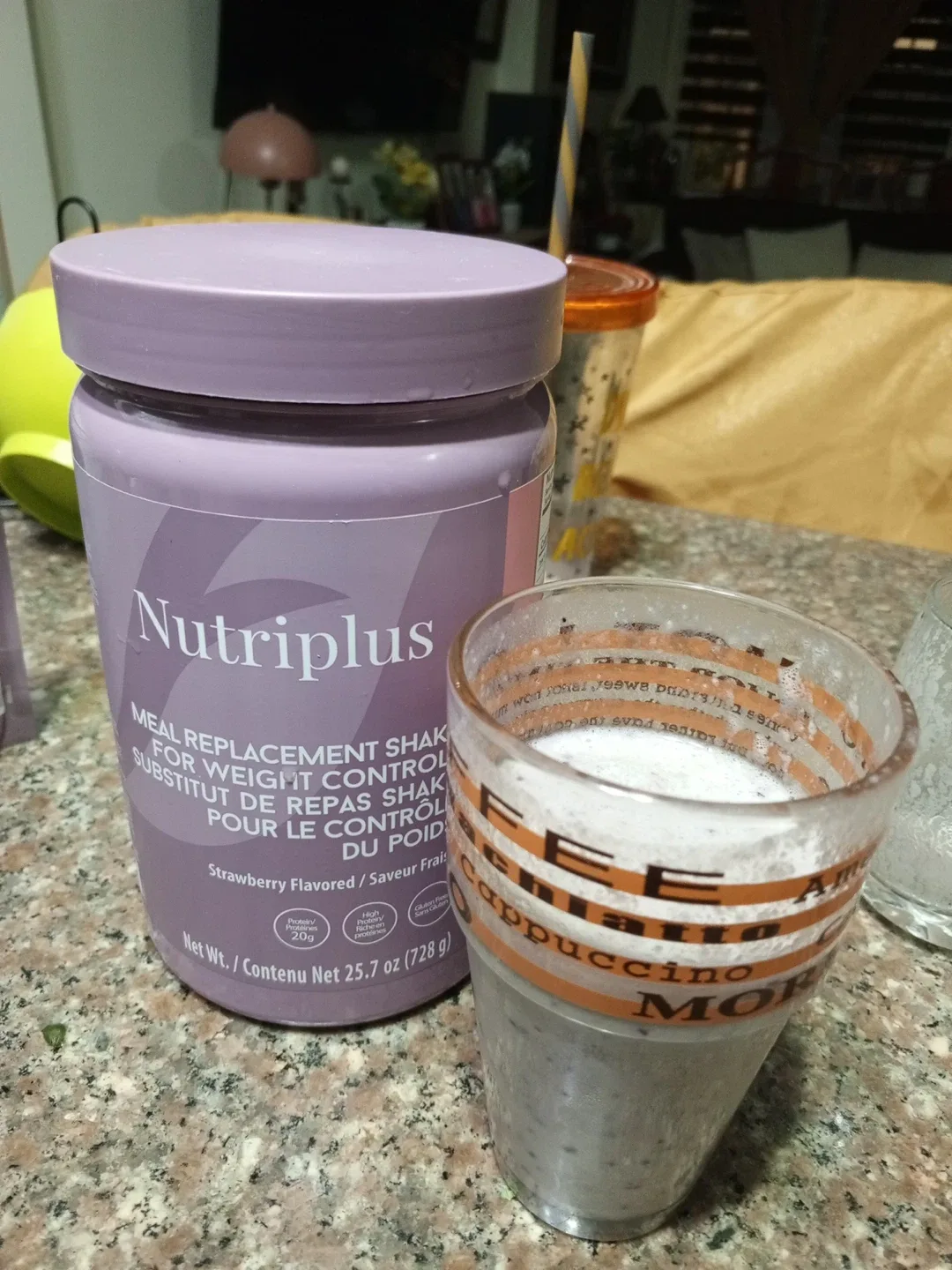 Nutriplus Meal Replacement Shake Strawberry