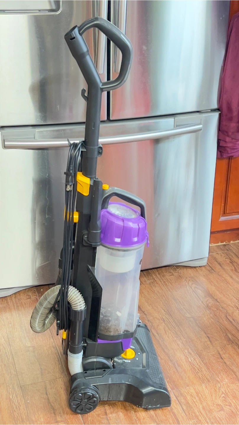 Eureka PowerSpeed Vacuum Cleaner - photo 2