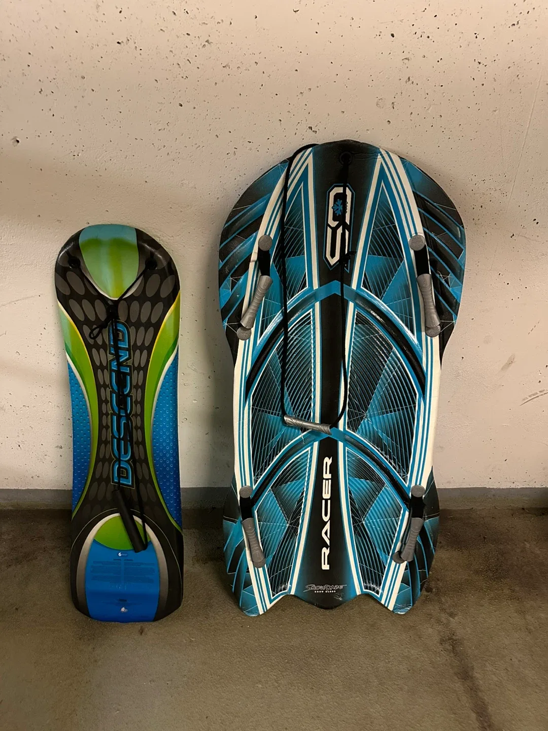 Descend & Racer Snow Sleds