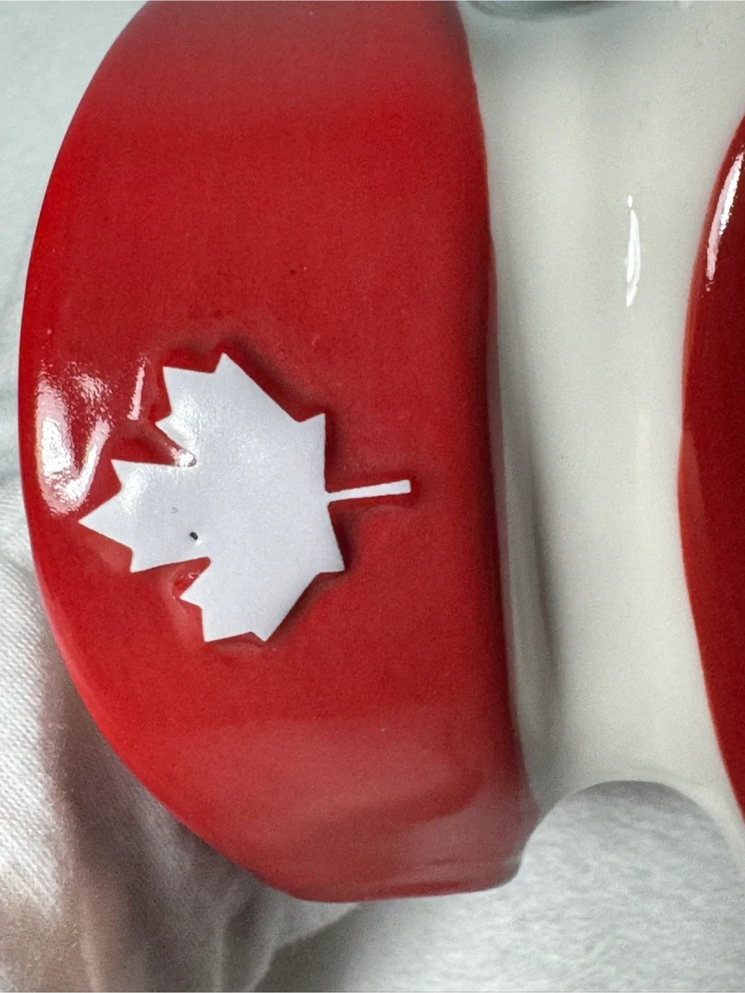 Main & Local Team Canada hockey glove coffee mug image indicator(6)