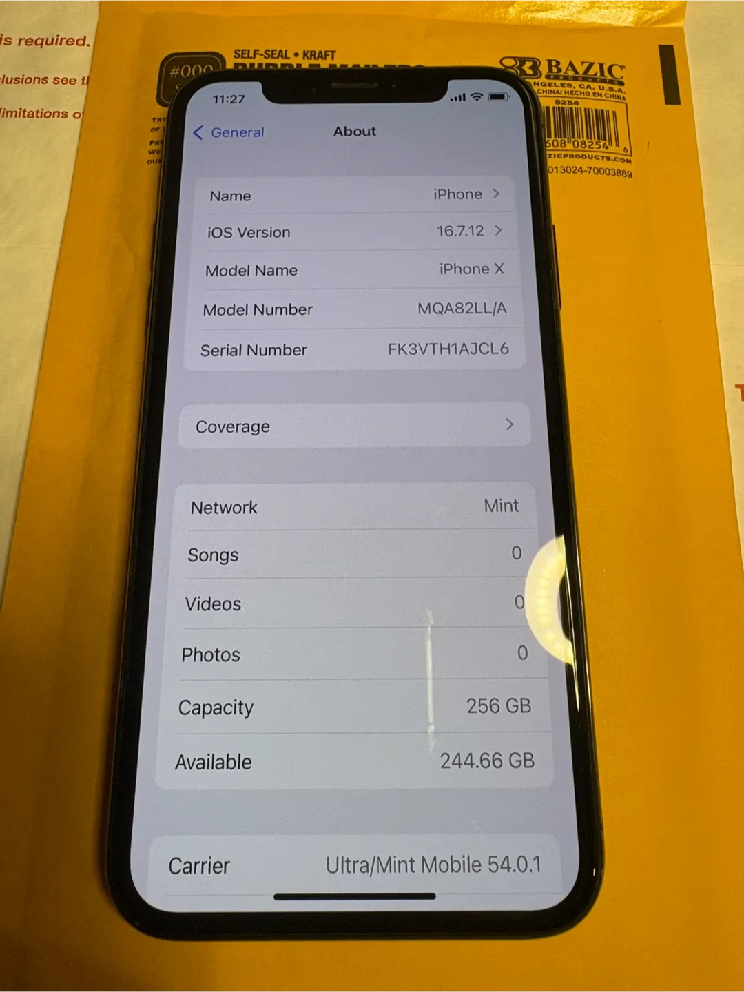 Unlocked Apple iPhone X - 256GB - Black image indicator(4)