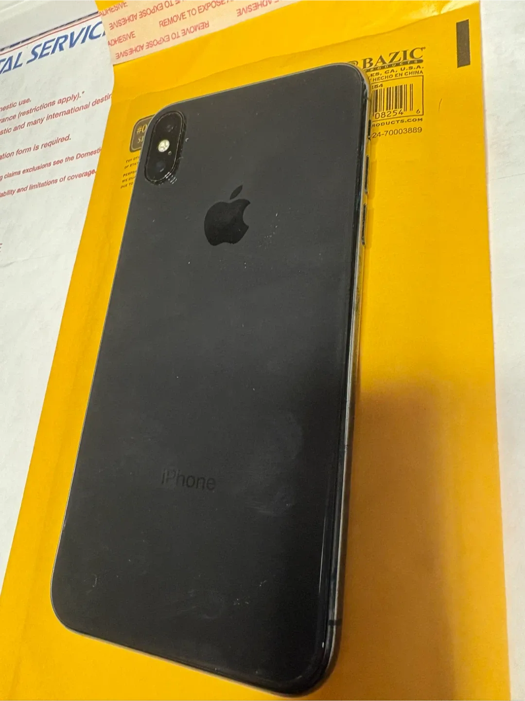 Unlocked Apple iPhone X - 256GB - Black image indicator(3)