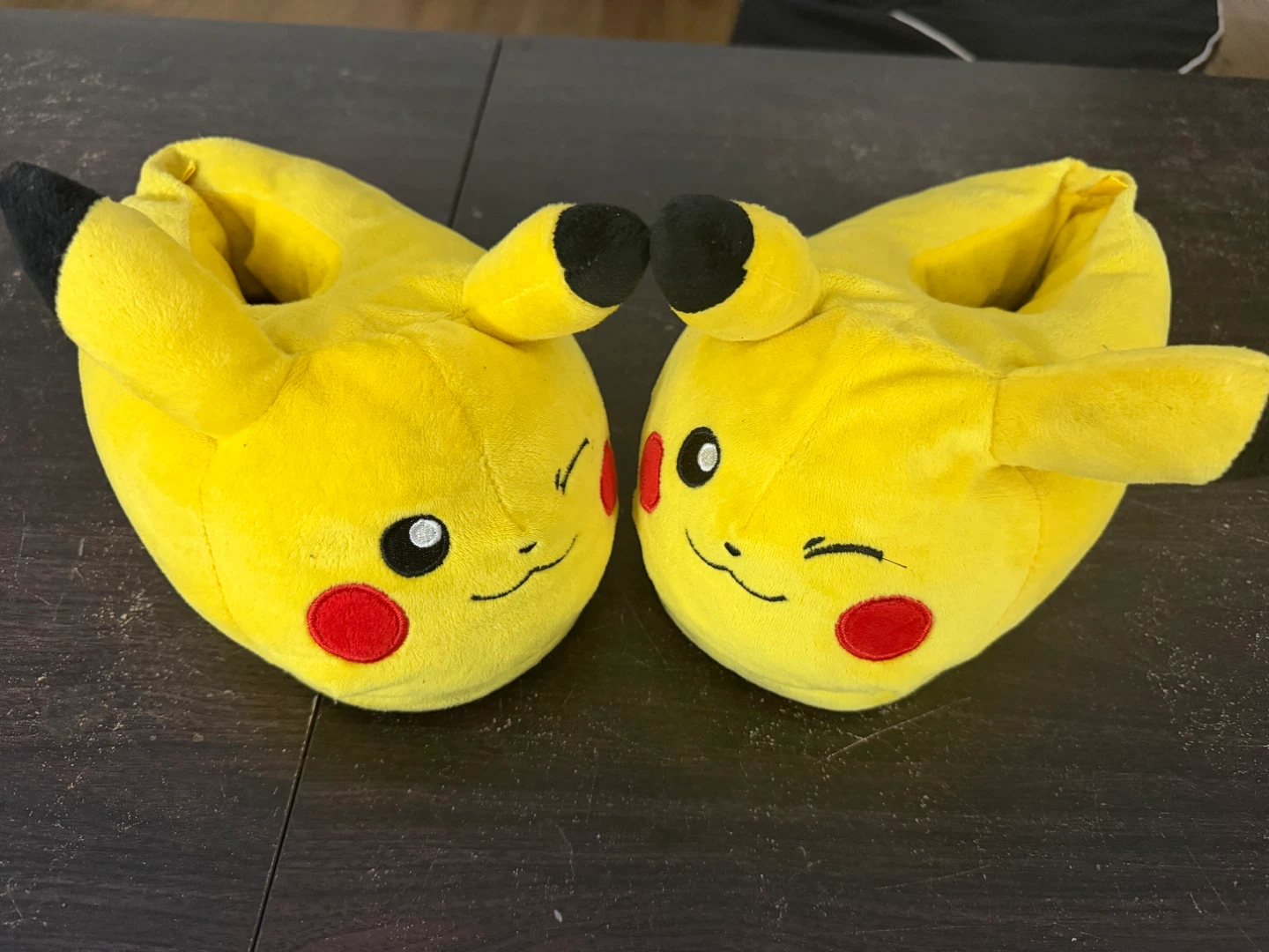 Pikachu Slippers - photo 2