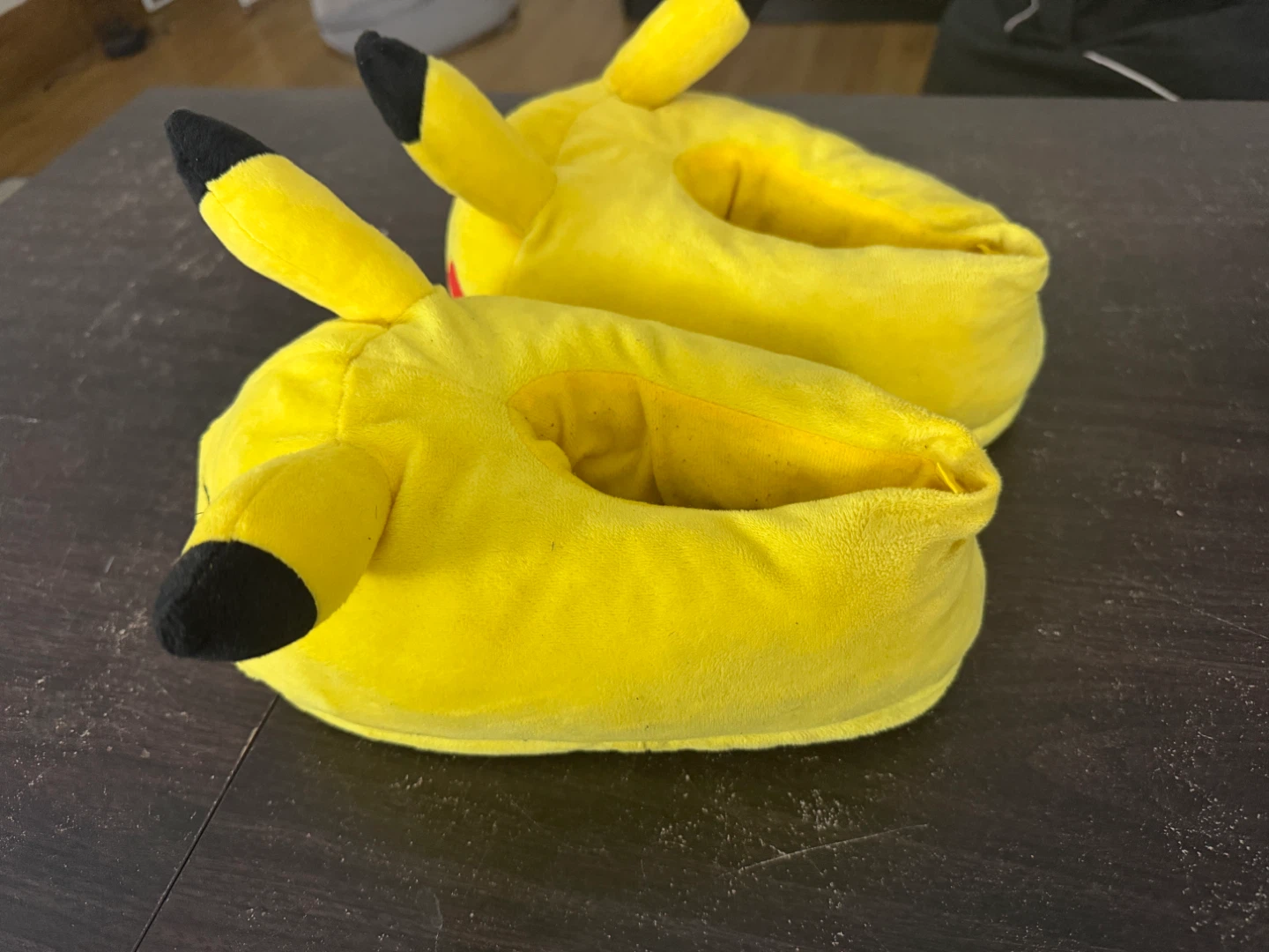 Pikachu Slippers - photo 3