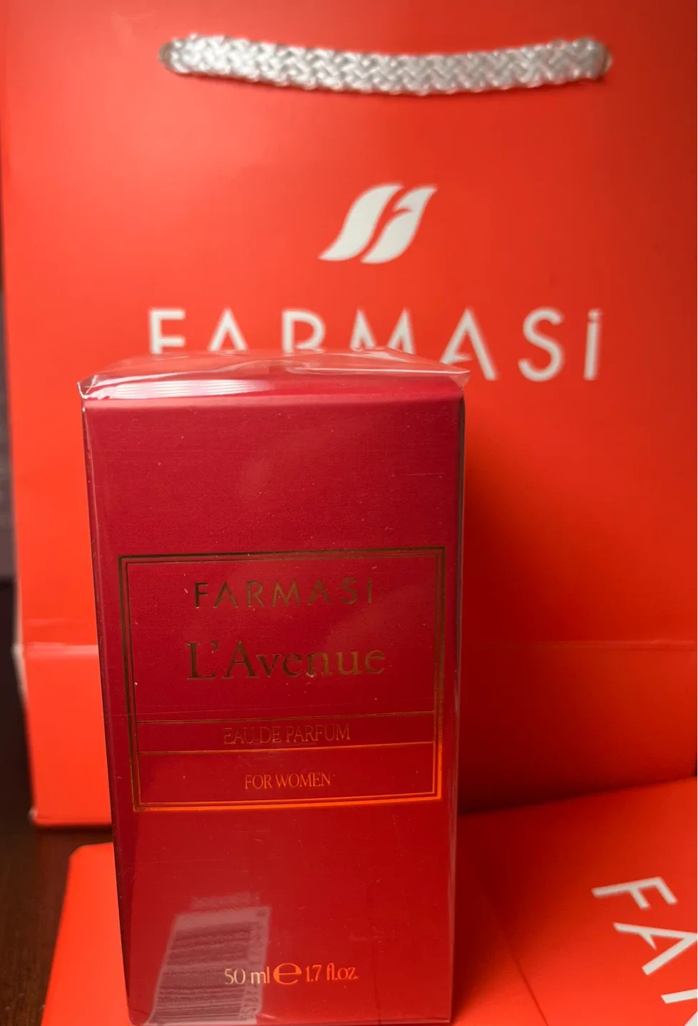 Farmasi L'Avenue Eau de Parfum & Her Passion Perfume image indicator(3)
