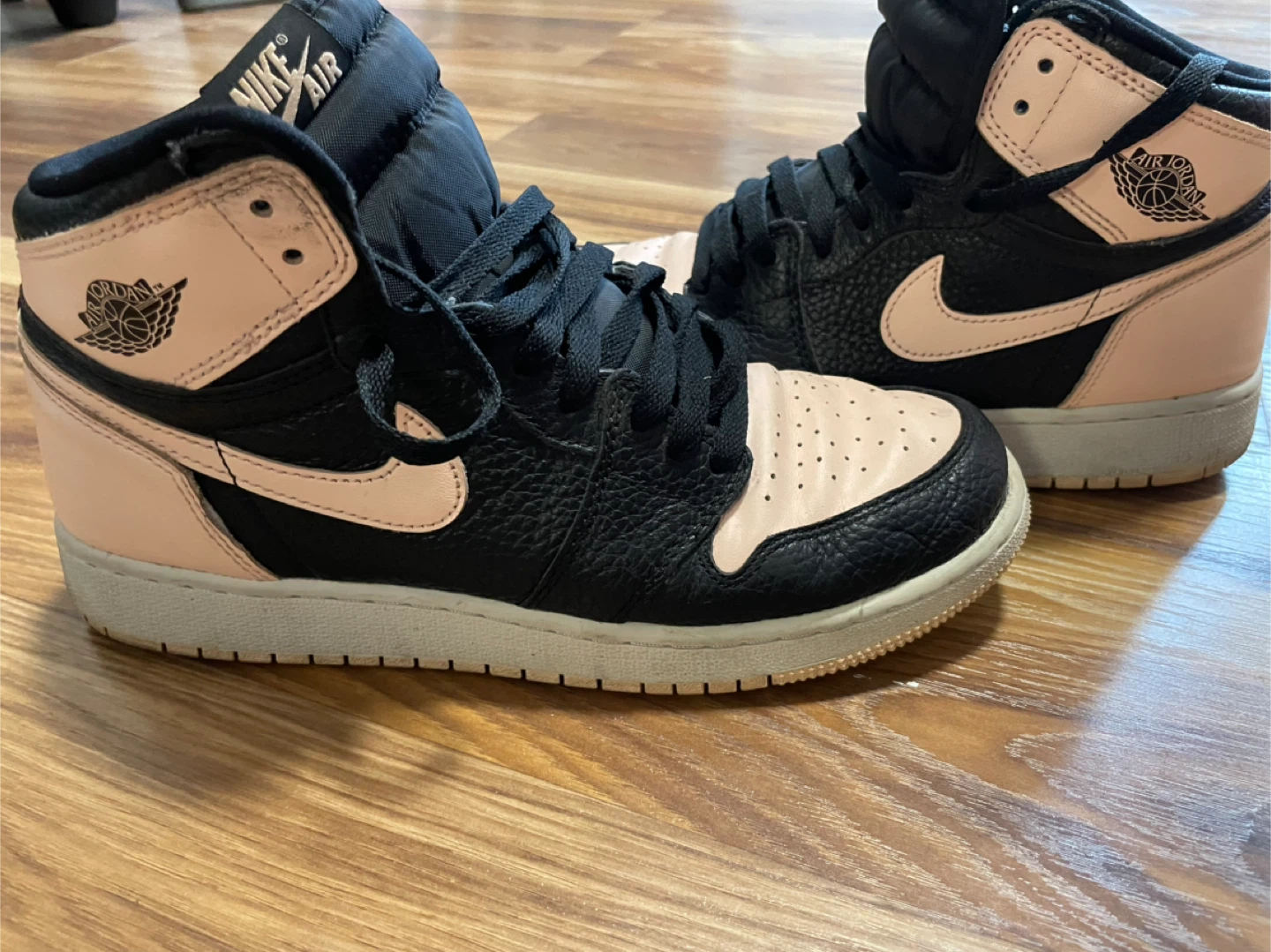 Nike Air Jordan 1 High Black/Pink - photo 2