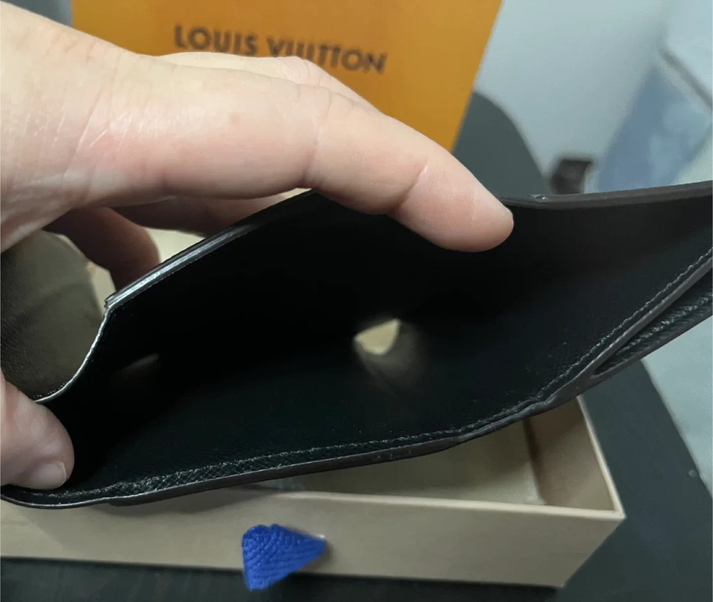 Louis Vuitton Reverse Zoe Wallet image indicator(5)