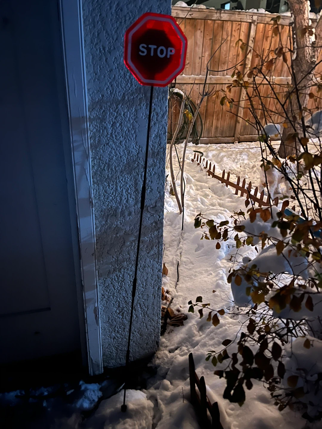 Motion detection stop sign - photo 2