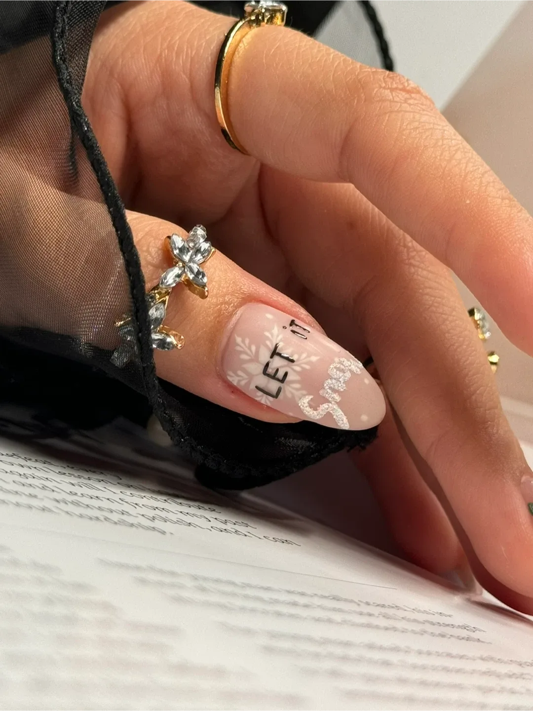 Christmas promo nails image indicator(2)