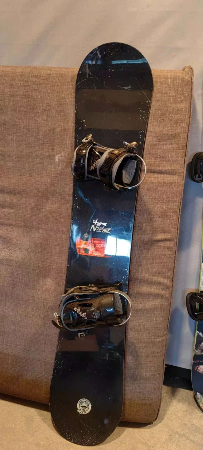 Rome Nozzel Snowboard with Lamar Bindings