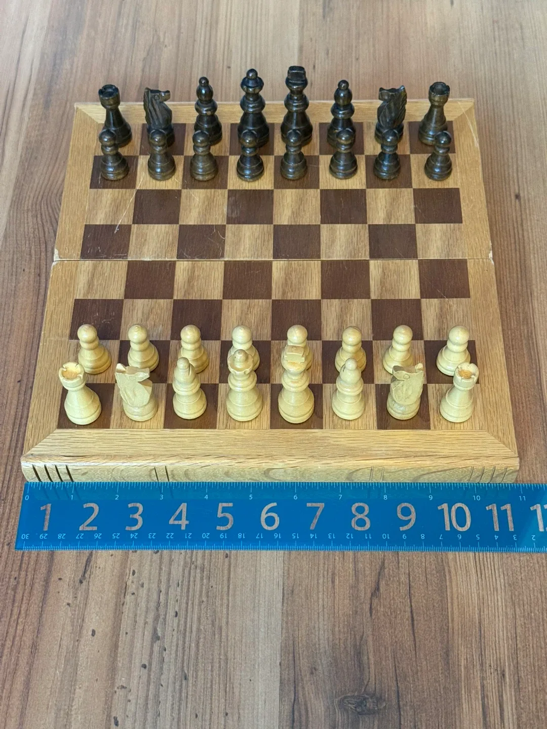 Wooden Chess Set image indicator(4)