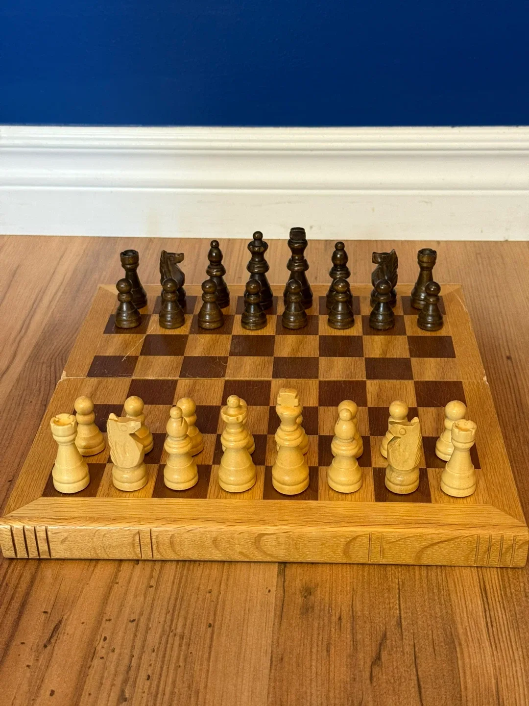 Wooden Chess Set image indicator(3)