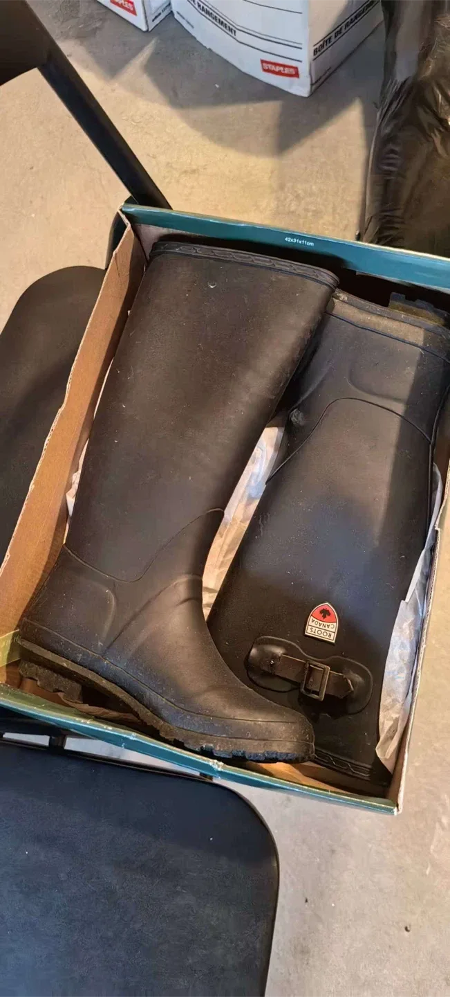 Roots Rain Boots - Size 9