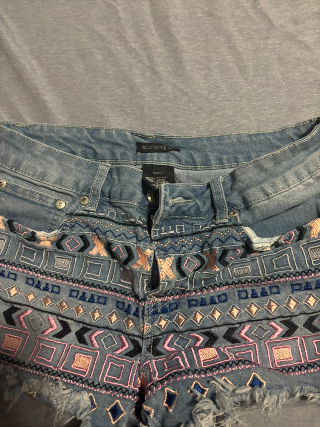 Seductions LA Denim Shorts - Size 7 - photo 2
