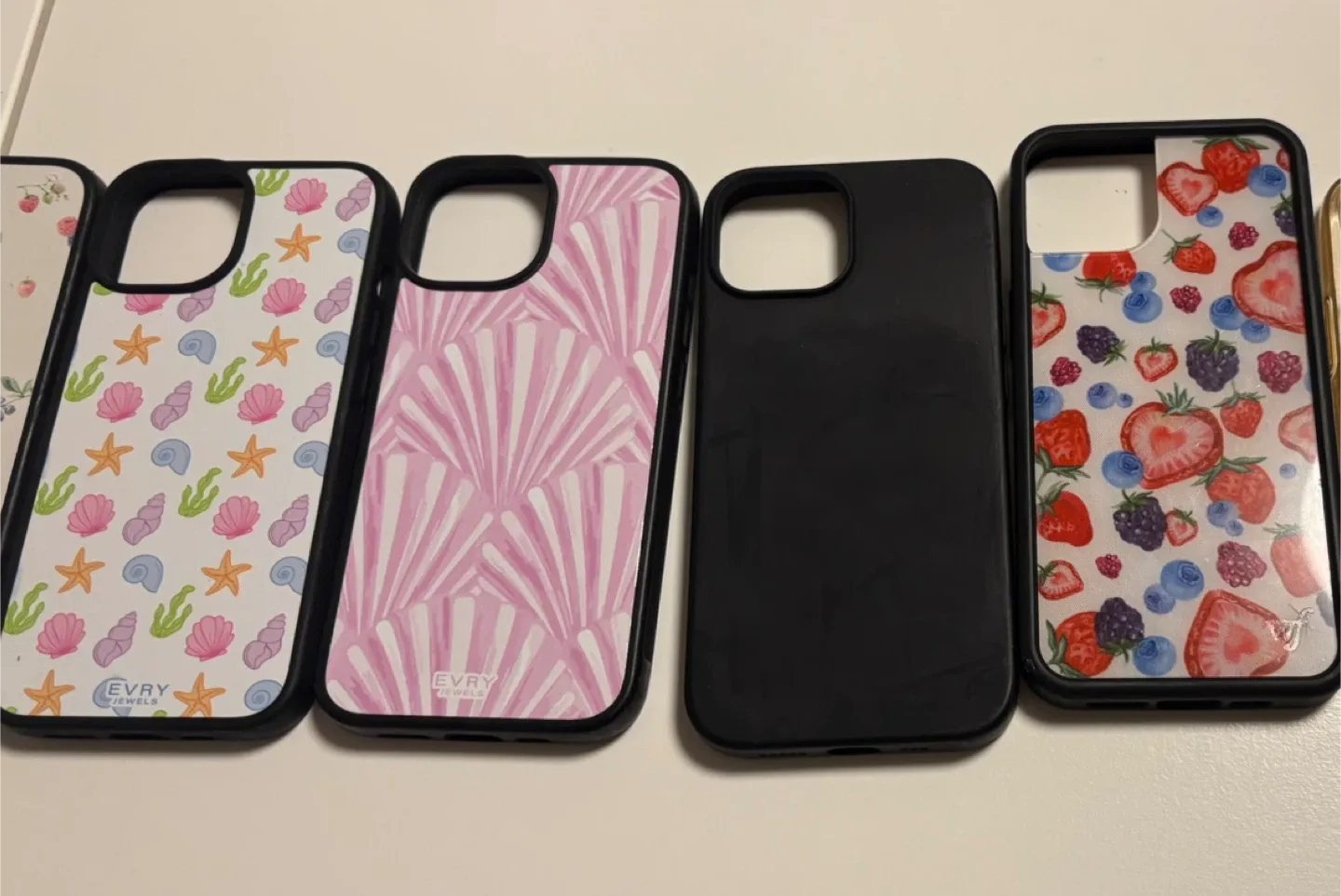 TEN iPhone 14 Cases - GOOD BRANDS!